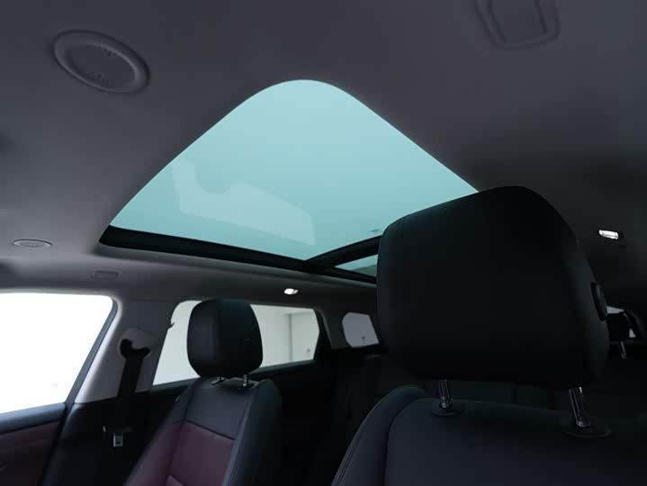 Land Rover Range Rover Evoque L Hybrid 2022 2022款 极光L P300e 插电式电动混合版