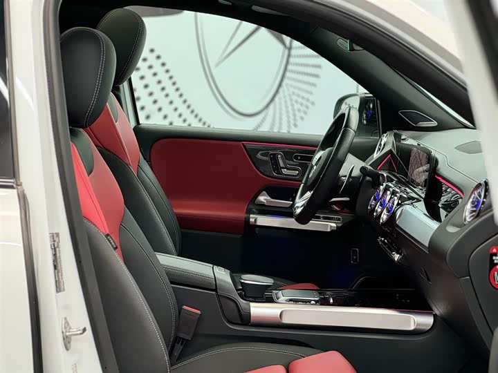 Mercedes-Benz GLB-Class AMG 2023 2023款 AMG GLB 35 4MATIC