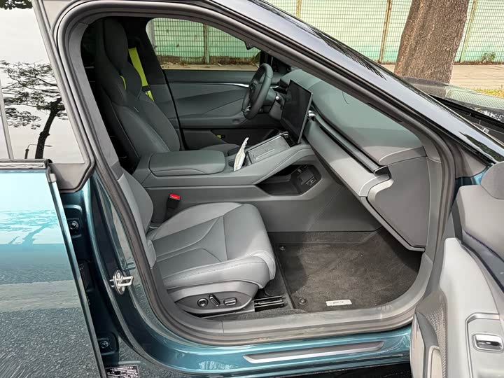 XPeng P7 2025 2025款 702 长续航 Ultra