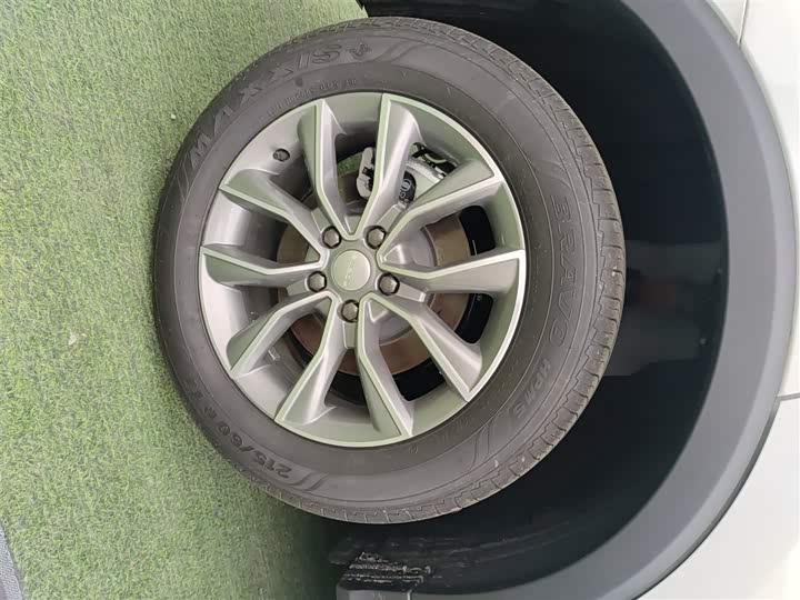 Roewe RX5 2023 2023款 PLUS 330TGI 自动领潮智惠版