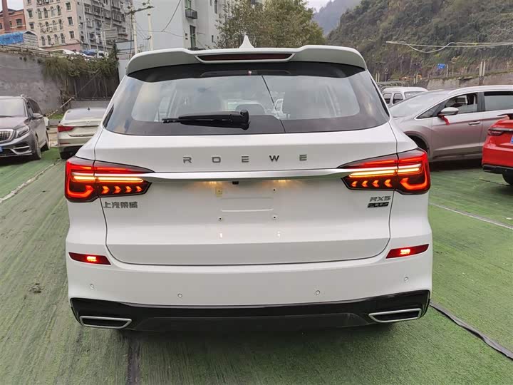Roewe RX5 2023 2023款 PLUS 330TGI 自动领潮智惠版