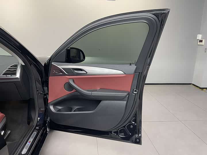 BMW X4 2022 2022款 xDrive 25i M运动套装