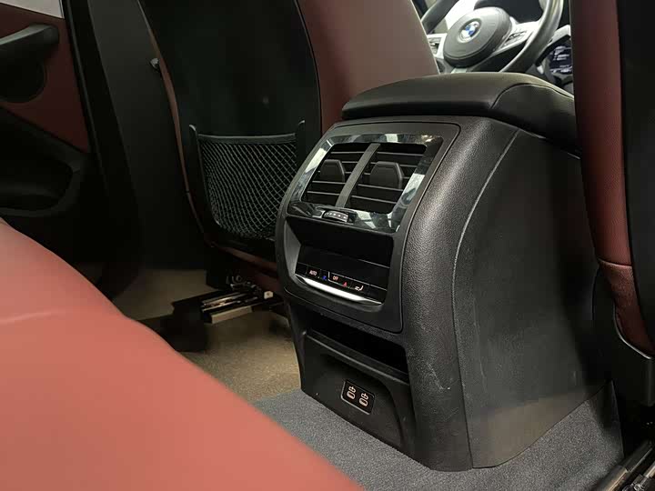 BMW X4 2022 2022款 xDrive 25i M运动套装