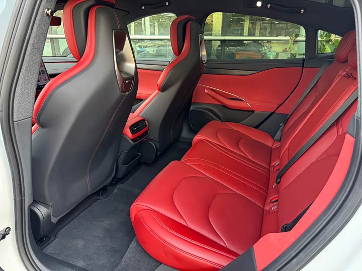 Xiaomi SU7 2024 2024款 后驱长续航智驾版