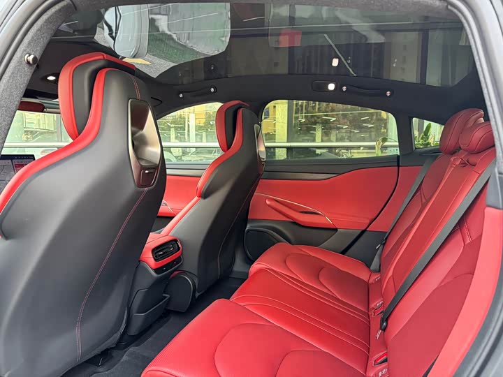 Xiaomi SU7 2024 2024款 后驱长续航智驾版