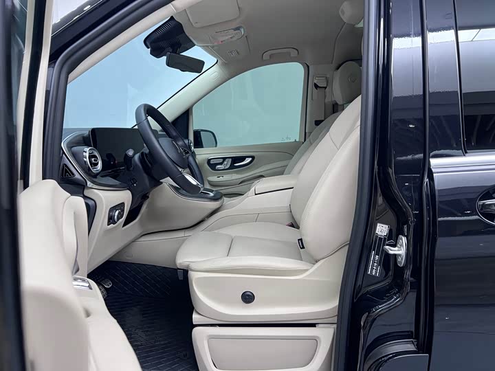 2024 Mercedes-Benz V-Class