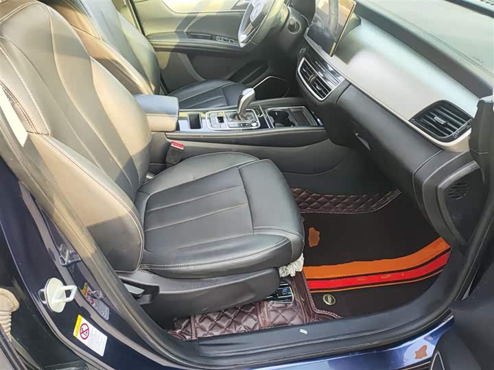 BYD Song Max 2021 2021款 升级版 1.5T 自动豪华型 6座