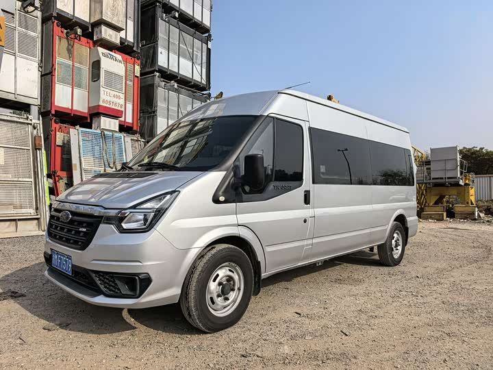 Ford Transit New 2021 2021款 2.2T手动物流车Pro长轴7座中顶国VI