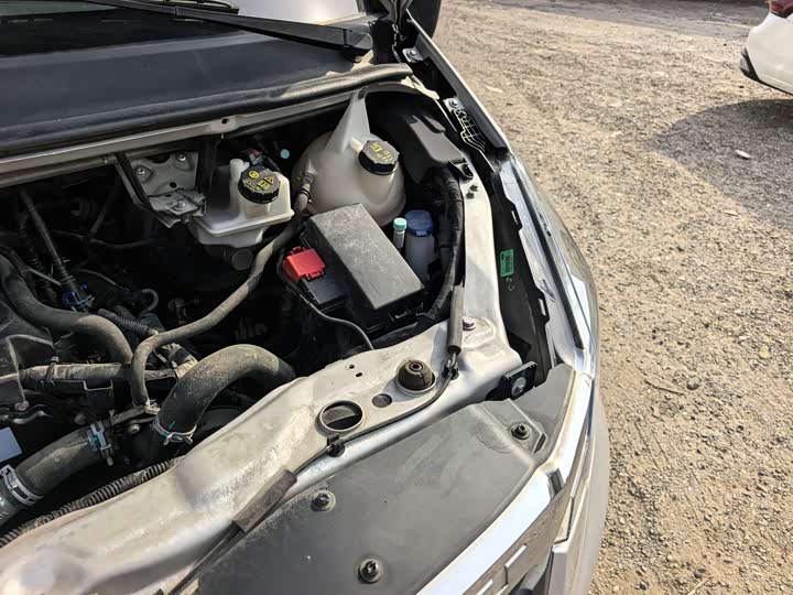 Ford Transit New 2021 2021款 2.2T手动物流车Pro长轴7座中顶国VI