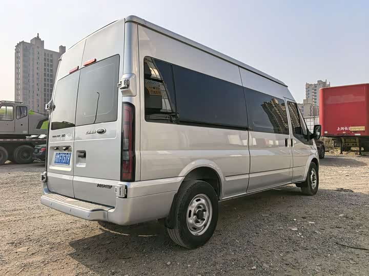 Ford Transit New 2021 2021款 2.2T手动物流车Pro长轴7座中顶国VI