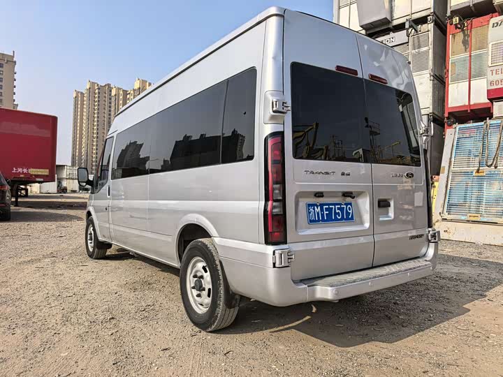 Ford Transit New 2021 2021款 2.2T手动物流车Pro长轴7座中顶国VI