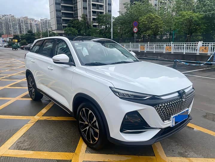 Changan X7 Plus 2024 2024款 1.5T 自动尊耀型 7座
