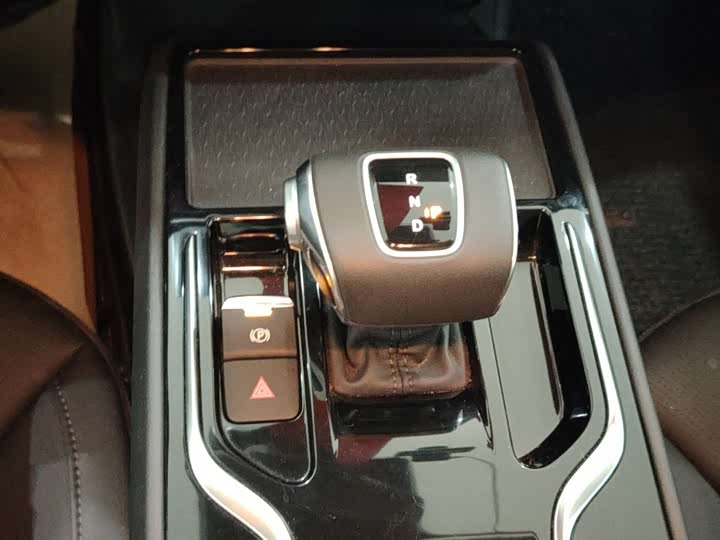 Hongqi E-QM5 2024 2024款 450km 出行版