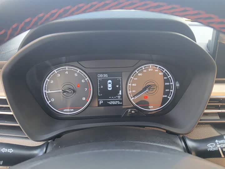 Geely Vision X3 2021 2021款 PRO 1.5L CVT尊贵型