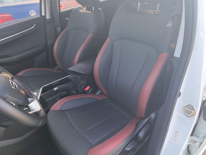 Geely Vision X3 2021 2021款 PRO 1.5L CVT尊贵型