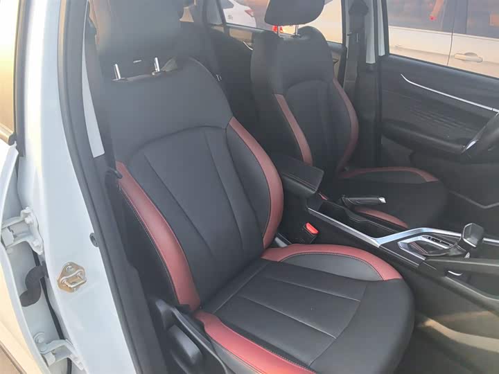 Geely Vision X3 2021 2021款 PRO 1.5L CVT尊贵型