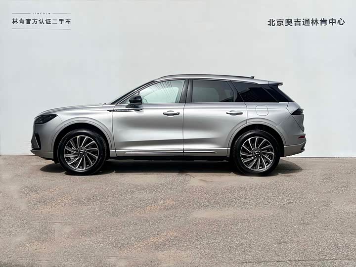 Lincoln Corsair 2024 2024款 1.5T 两驱尊雅混动版