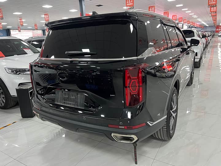 GAC Trumpchi GS8 2025 2025款 领航系列 2.0TGDI 四驱豪华版 5座