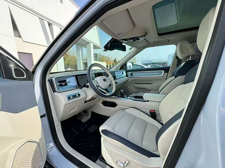 Geely Icon 2023 2023款 1.5TD 巧克力醇臻版