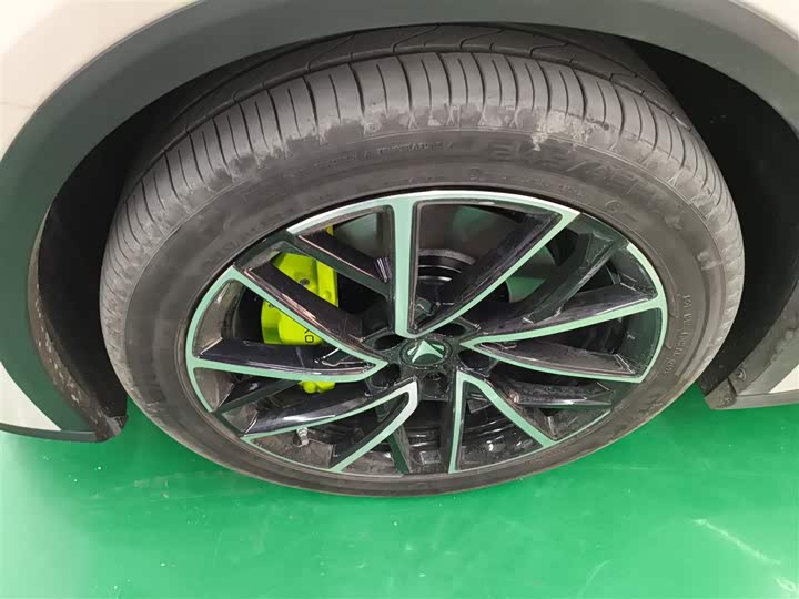 BAIC Arcfox Alpha S5 2025 2025款 560MAX 185kW