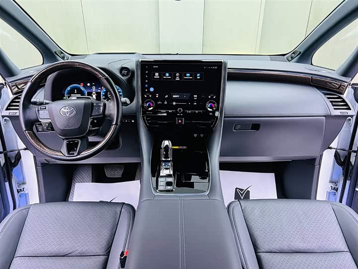 Toyota Alphard 2024 2024款 双擎 2.5L 臻享版