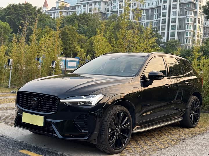 Volvo XC60 Hybrid 2025 2025款 插电式混动 长续航四驱智远极夜黑版