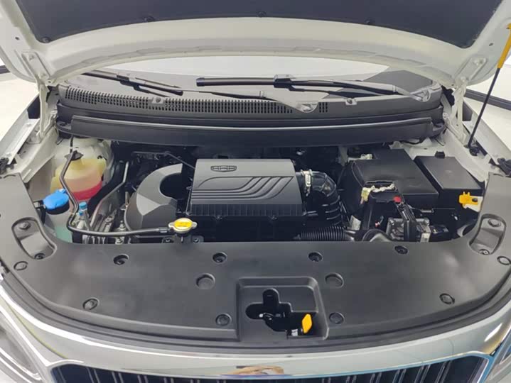 Geely Vision X3 2021 2021款 PRO 1.5L CVT尊贵型