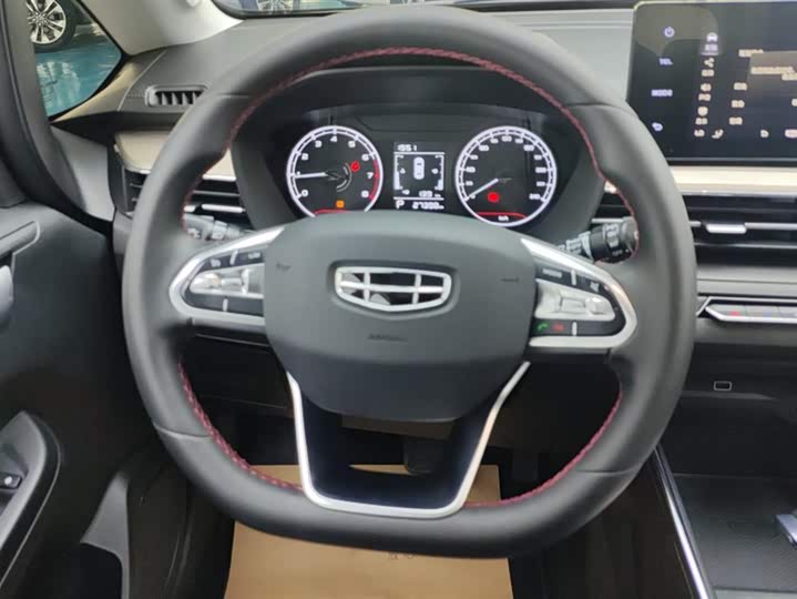 Geely Vision X3 2021 2021款 PRO 1.5L CVT尊贵型