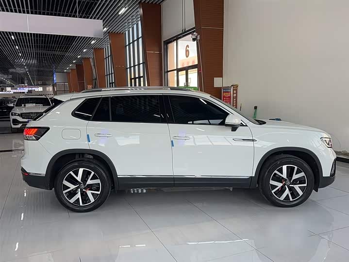 Volkswagen Tayron 2024 2024款 300TSI 两驱豪华Plus进阶版