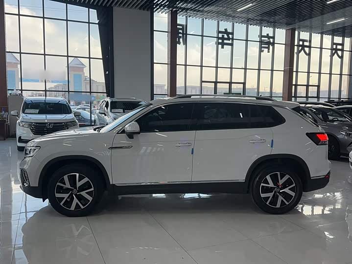 Volkswagen Tayron 2024 2024款 300TSI 两驱豪华Plus进阶版