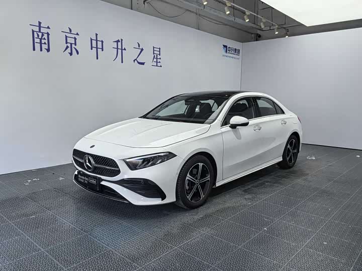 Mercedes-Benz A-Class 2024 2024款 A 200 L 时尚型