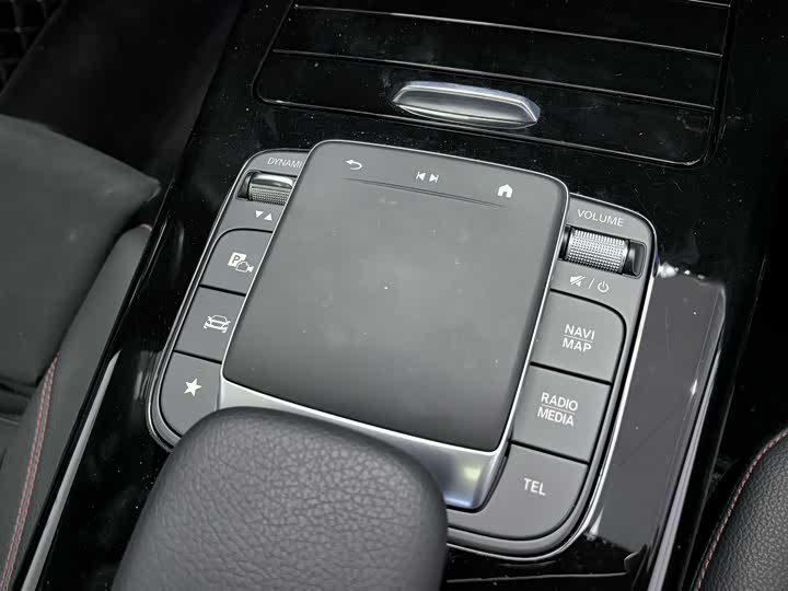 Mercedes-Benz A-Class 2024 2024款 A 200 L 时尚型