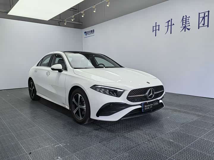 Mercedes-Benz A-Class 2024 2024款 A 200 L 时尚型