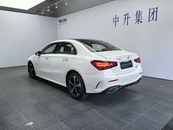 Mercedes-Benz A-Class 2024 2024款 A 200 L 时尚型
