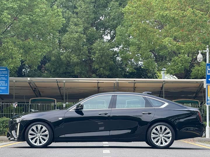 Cadillac CT6 2023 2023款 28T 铂金型