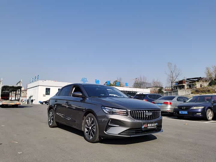 Geely Emgrand 2025 2025款 第4代 1.5L CVT尊贵型