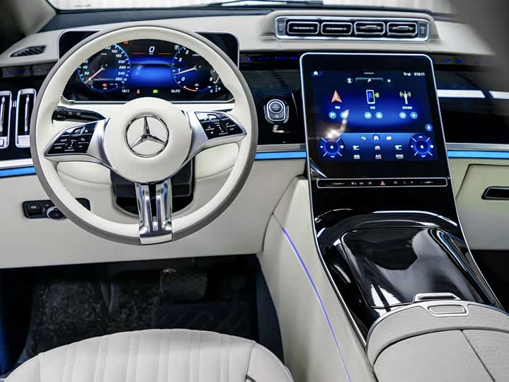 Mercedes-Benz Vito 2024 2024款 2.0T 商务版 7座