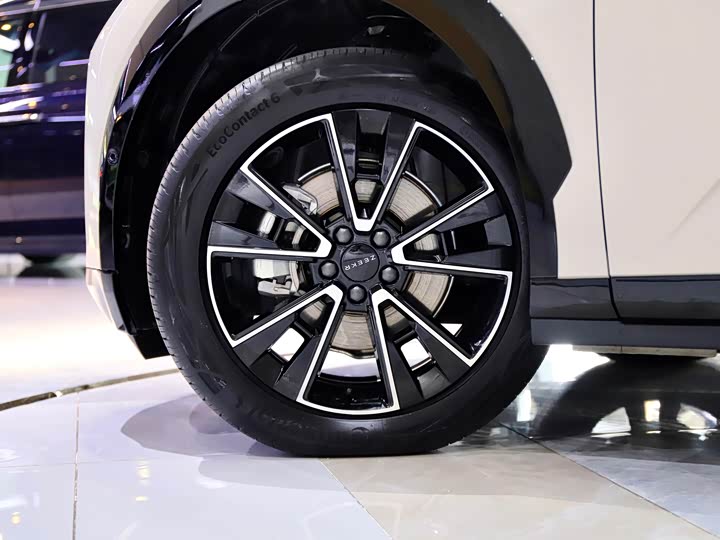 Zeekr X 2025 2025款 四座后驱魔方版