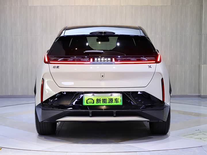 Zeekr X 2025 2025款 四座后驱魔方版