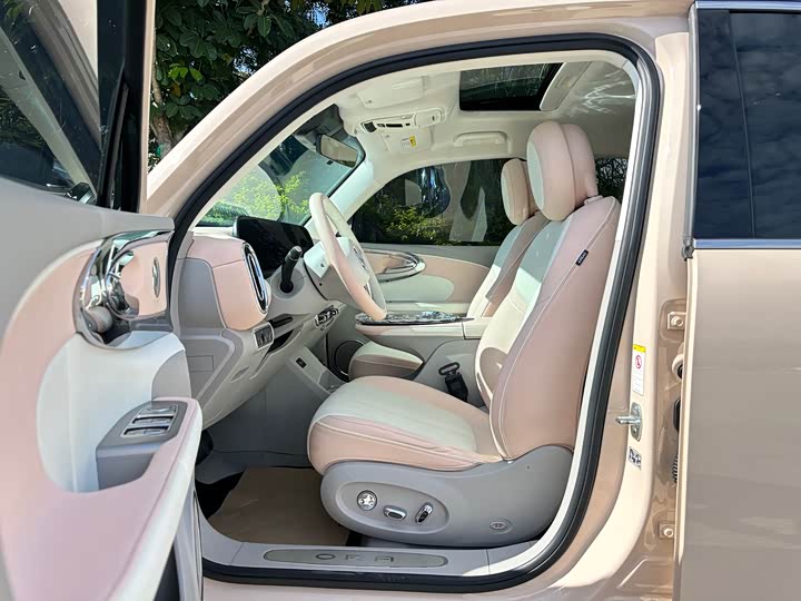 Ora Ballet Cat 2022 2022款 401km 胡桃夹子版