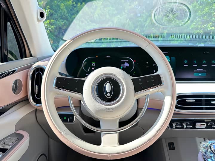 Ora Ballet Cat 2022 2022款 401km 胡桃夹子版