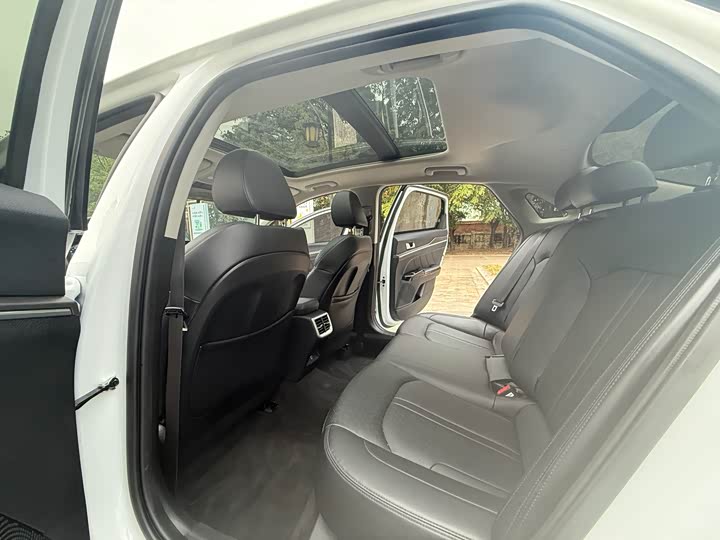 Kia K5 2021 2021款 270T CVVD 焕新版