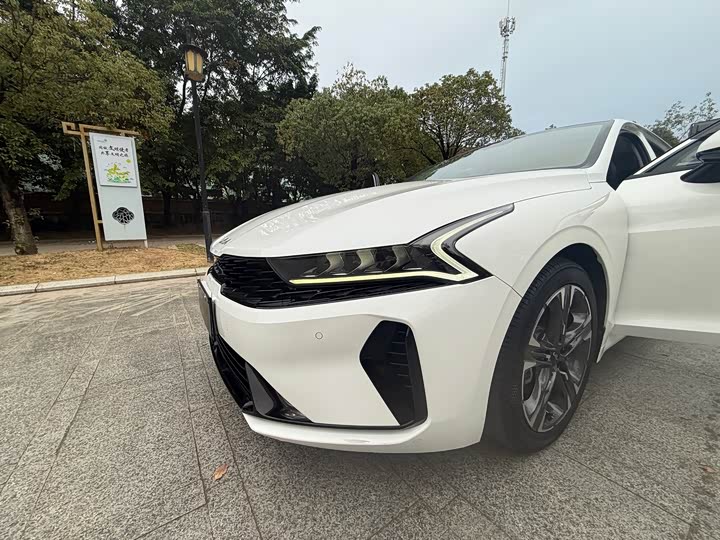 Kia K5 2021 2021款 270T CVVD 焕新版