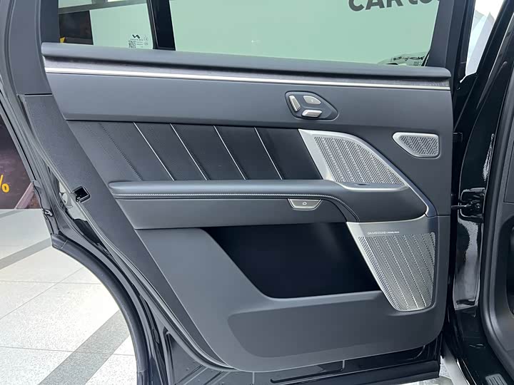 Nio Onvo L90 2025 2025款 Max 六座版