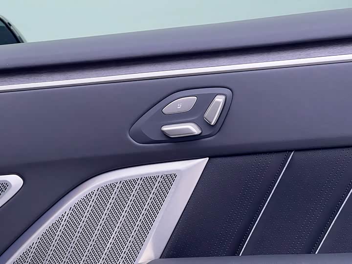 Nio Onvo L90 2025 2025款 Max 六座版