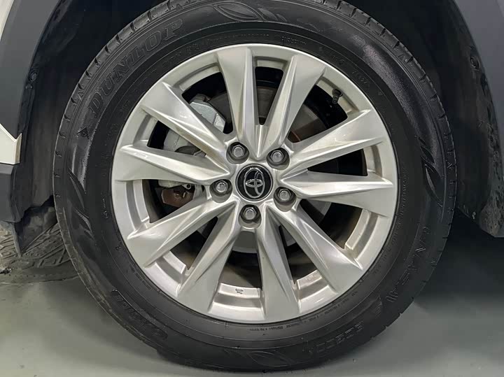 Toyota Corolla Cross 2024 2024款 2.0L 智能电混双擎 先锋版