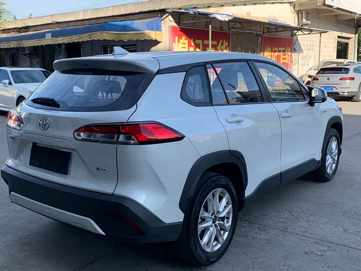 Toyota Corolla Cross 2024 2024款 2.0L 智能电混双擎 先锋版