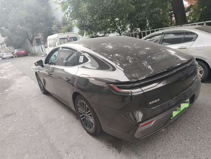 Geely Galaxy Starshine 8 EM-i 2025 2025款 130km EM-i 尊贵版