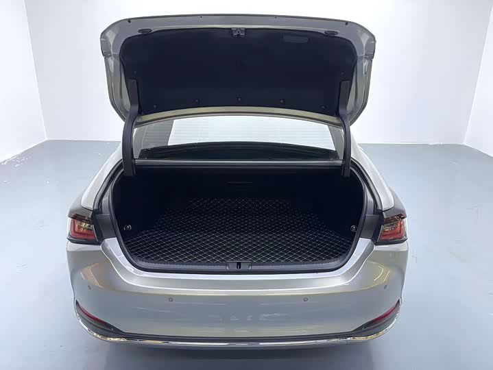 Lexus ES 2025 2025款 300h 臻享版