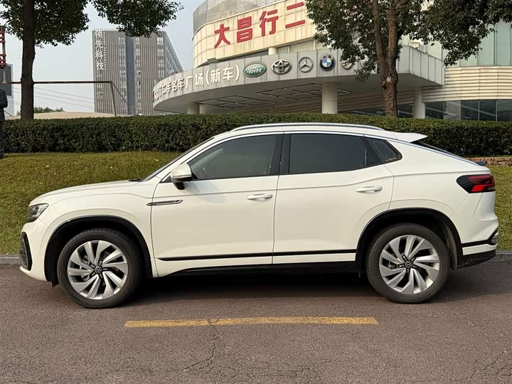 Volkswagen Tayron X 2020 2020款 330TSI 两驱尊贵智联版